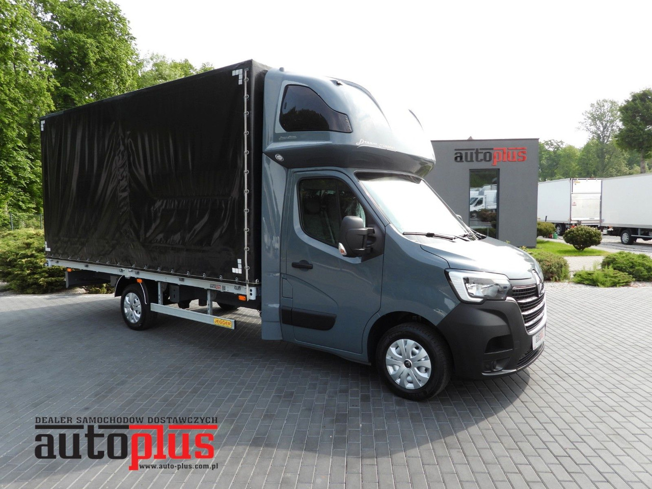 Renault MASTER PRITSCHE PLANE 10 PALETTEN WEBASTO TEMPOM - Furgoneta con lona: foto 1 Renault MASTER PRITSCHE PLANE 10 PALETTEN WEBASTO TEMPOM - Furgoneta con lona: foto 1
