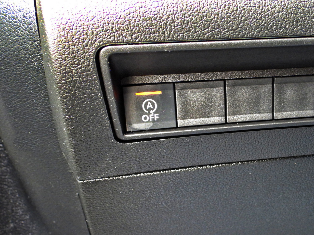 Leasing de TOYOTA PROACE CITY  REFRIGERATOR VAN -15*C POWER SUPPLY 230V CRUISE CONTROL AIR CONDITIONING  100HP TOYOTA PROACE CITY  REFRIGERATOR VAN -15*C POWER SUPPLY 230V CRUISE CONTROL AIR CONDITIONING  100HP: foto 38