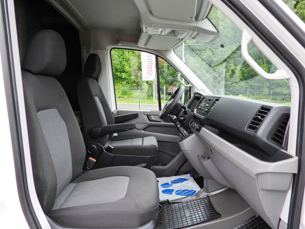 Leasing de VOLKSWAGEN CRAFTER  TARPAULIN 8 PALLETS WEBASTO CRUISE CONTROL LED LIGHTS AIR CONDITIONING  180HP VOLKSWAGEN CRAFTER  TARPAULIN 8 PALLETS WEBASTO CRUISE CONTROL LED LIGHTS AIR CONDITIONING  180HP: foto 40