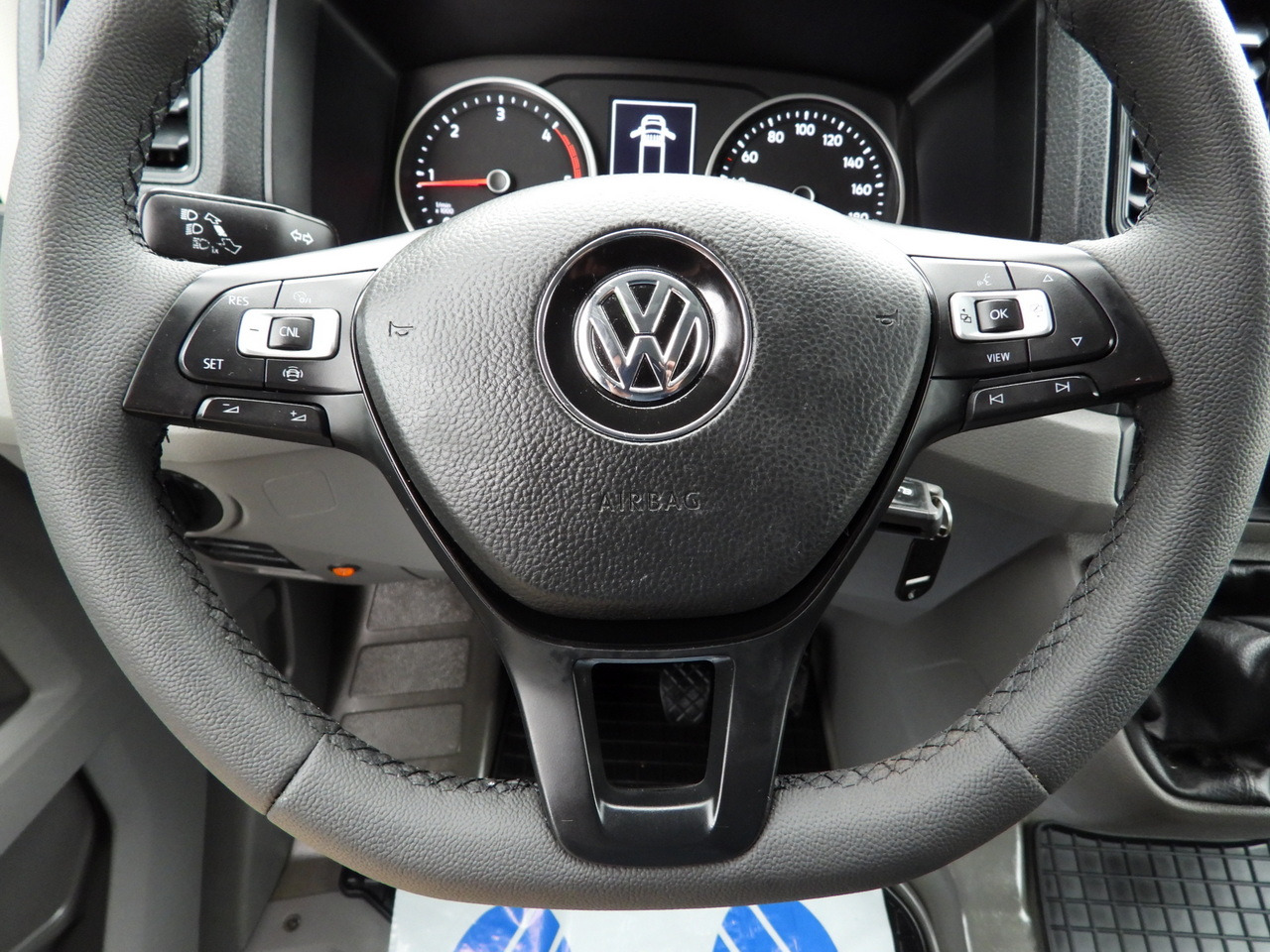 Leasing de VOLKSWAGEN CRAFTER  TARPAULIN 8 PALLETS WEBASTO CRUISE CONTROL LED LIGHTS AIR CONDITIONING  180HP VOLKSWAGEN CRAFTER  TARPAULIN 8 PALLETS WEBASTO CRUISE CONTROL LED LIGHTS AIR CONDITIONING  180HP: foto 34