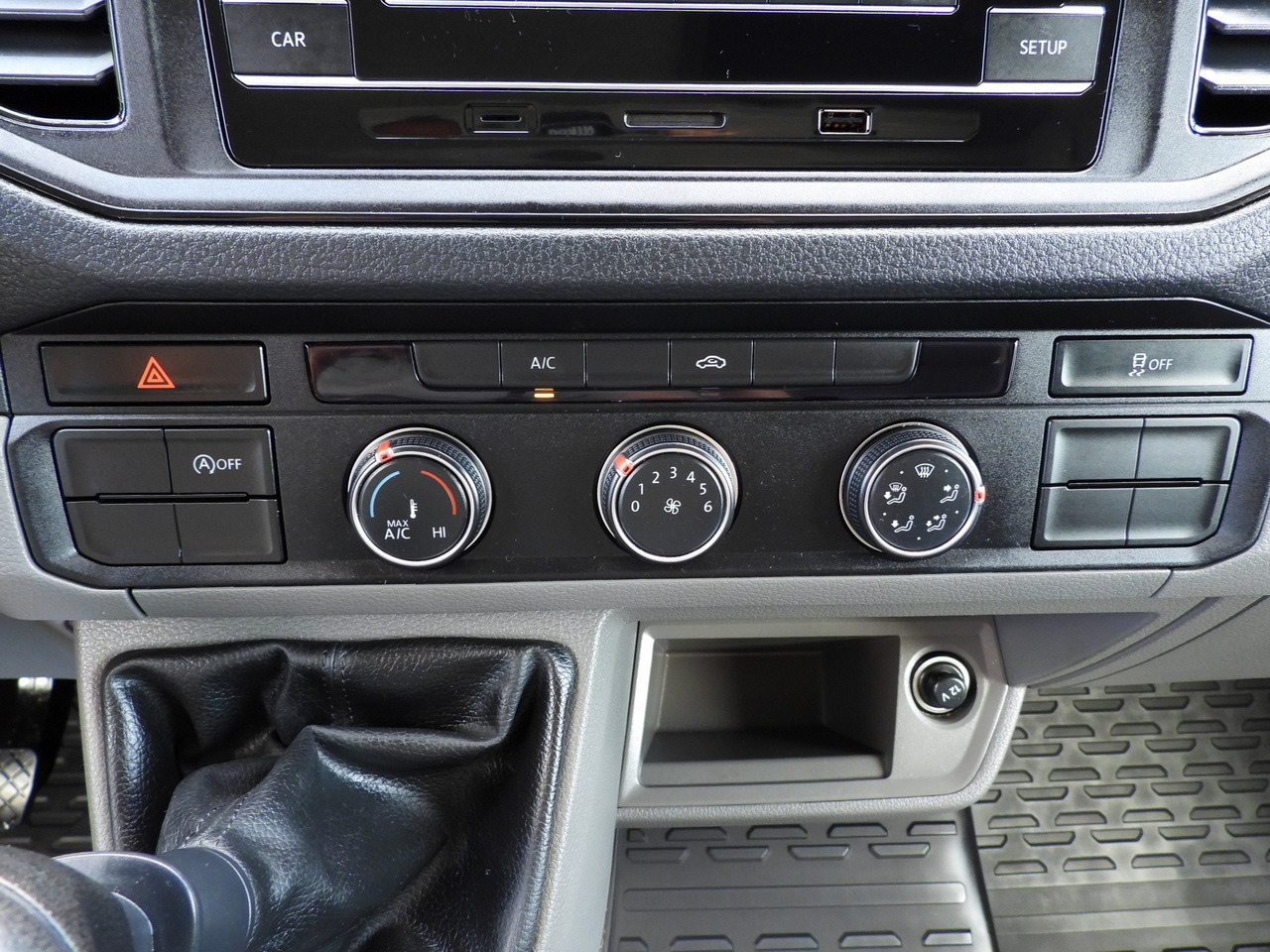 Leasing de VOLKSWAGEN CRAFTER TARPAULIN LIFT 8 PALLETS WEBASTO CRUISE CONTROL LED LIGHTS AIR CONDITIONING  180HP VOLKSWAGEN CRAFTER TARPAULIN LIFT 8 PALLETS WEBASTO CRUISE CONTROL LED LIGHTS AIR CONDITIONING  180HP: foto 40