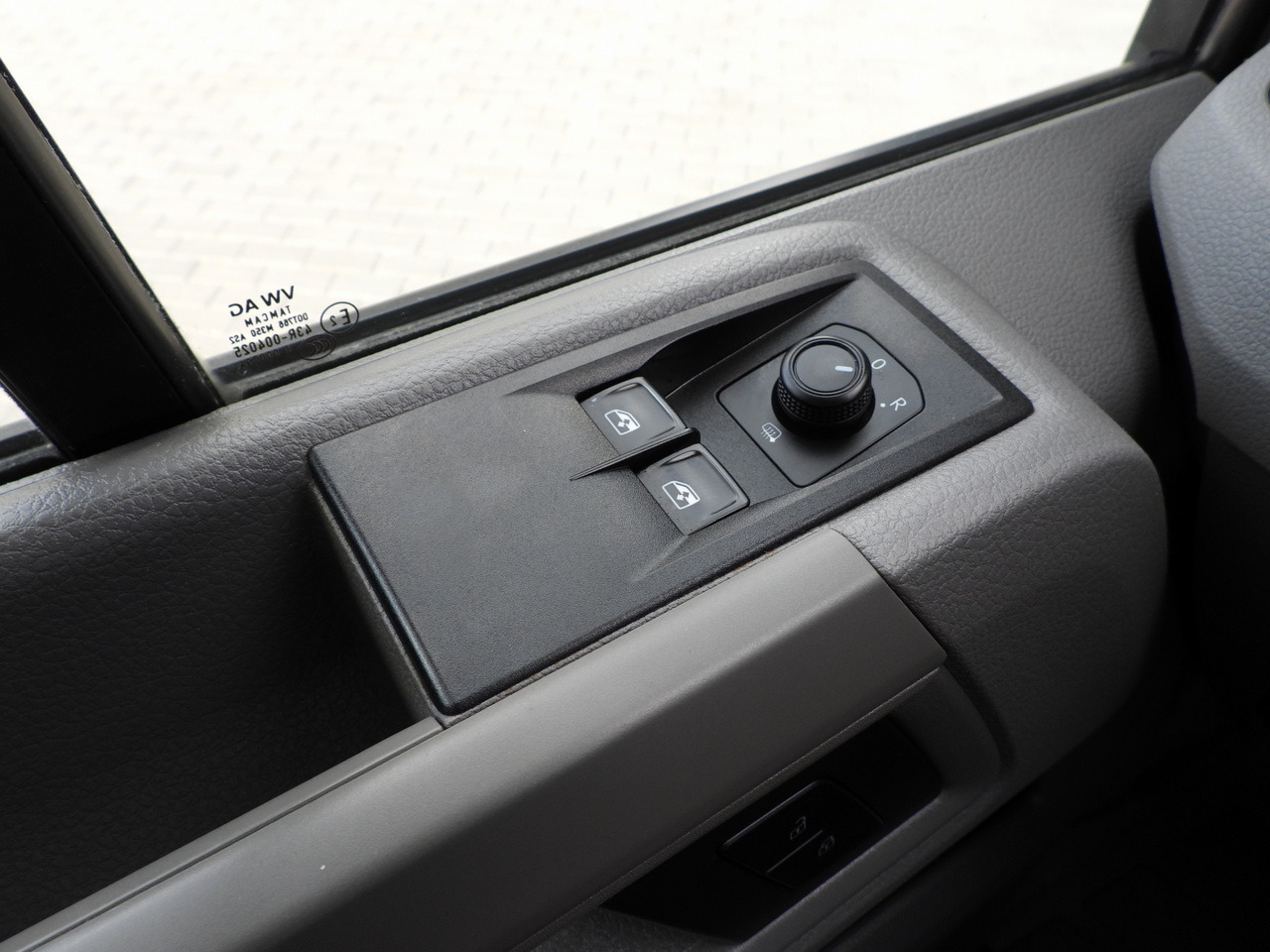 Leasing de VOLKSWAGEN CRAFTER TARPAULIN LIFT 8 PALLETS WEBASTO CRUISE CONTROL LED LIGHTS AIR CONDITIONING  180HP VOLKSWAGEN CRAFTER TARPAULIN LIFT 8 PALLETS WEBASTO CRUISE CONTROL LED LIGHTS AIR CONDITIONING  180HP: foto 30