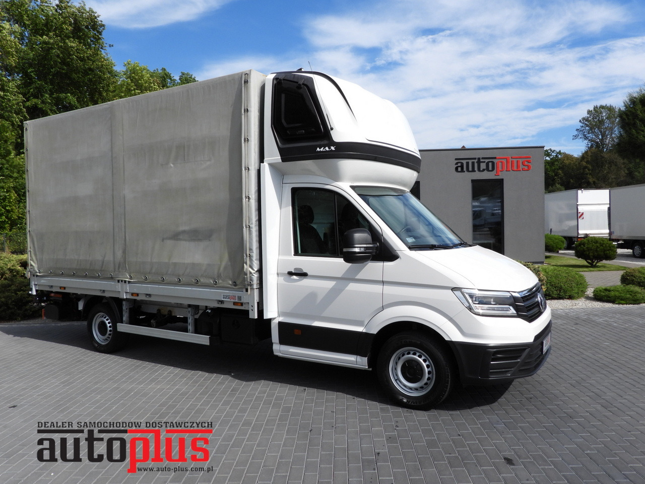 VOLKSWAGEN CRAFTER TARPAULIN LIFT 8 PALLETS WEBASTO CRUISE CONTROL LED LIGHTS AIR CONDITIONING 180HP - Furgoneta con lona: foto 1 VOLKSWAGEN CRAFTER TARPAULIN LIFT 8 PALLETS WEBASTO CRUISE CONTROL LED LIGHTS AIR CONDITIONING 180HP - Furgoneta con lona: foto 1