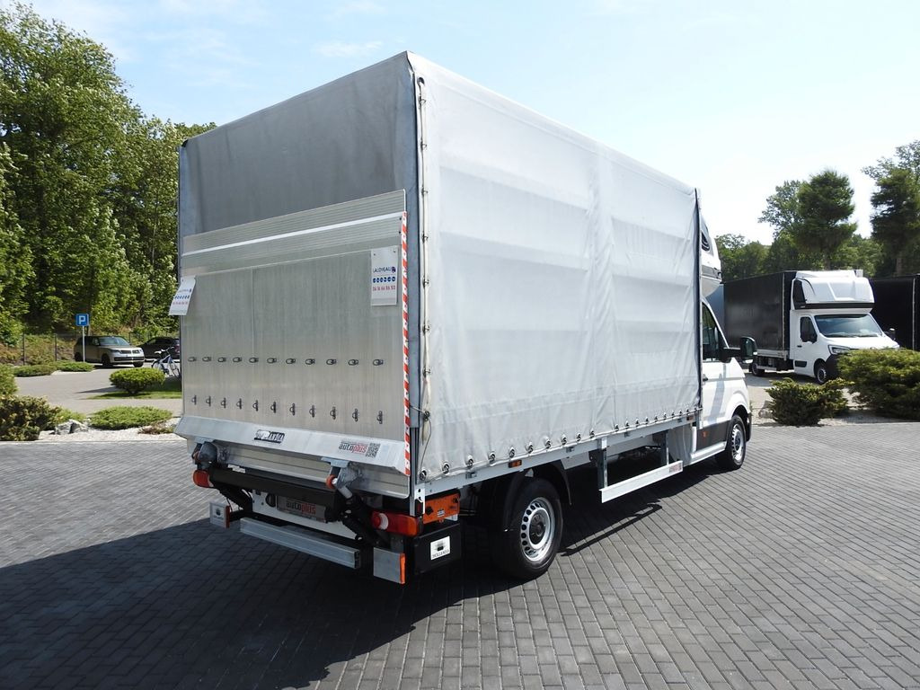 Volkswagen CRAFTER PRITSCHE PLANE AUFZUG 8 PALETTEN WEBASTO - Furgoneta con lona: foto 3 Volkswagen CRAFTER PRITSCHE PLANE AUFZUG 8 PALETTEN WEBASTO - Furgoneta con lona: foto 3