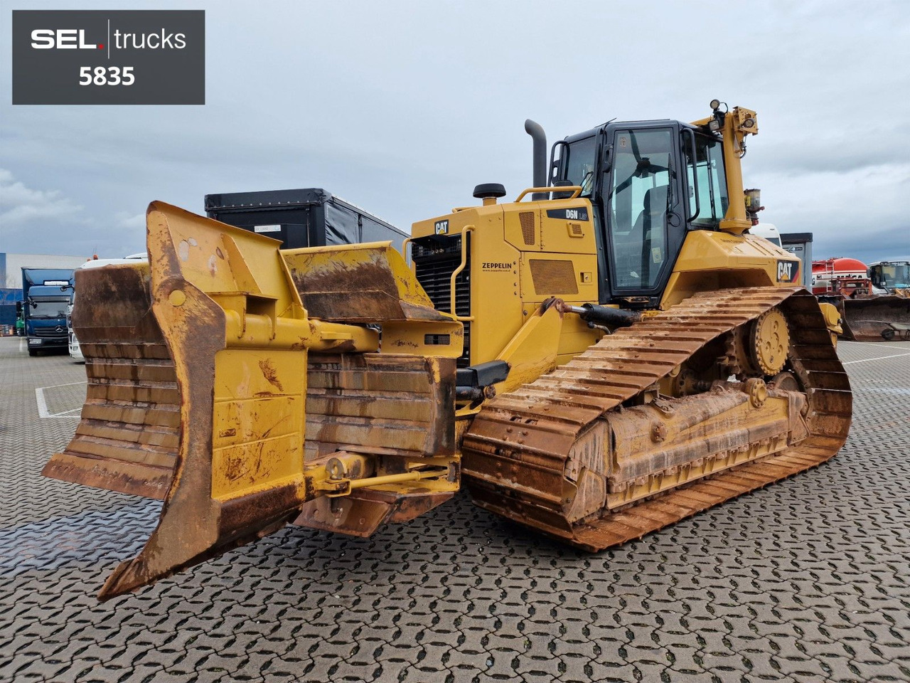 CAT D6N LGP Raupe/Dozer - Bulldozer: foto 1 CAT D6N LGP Raupe/Dozer - Bulldozer: foto 1