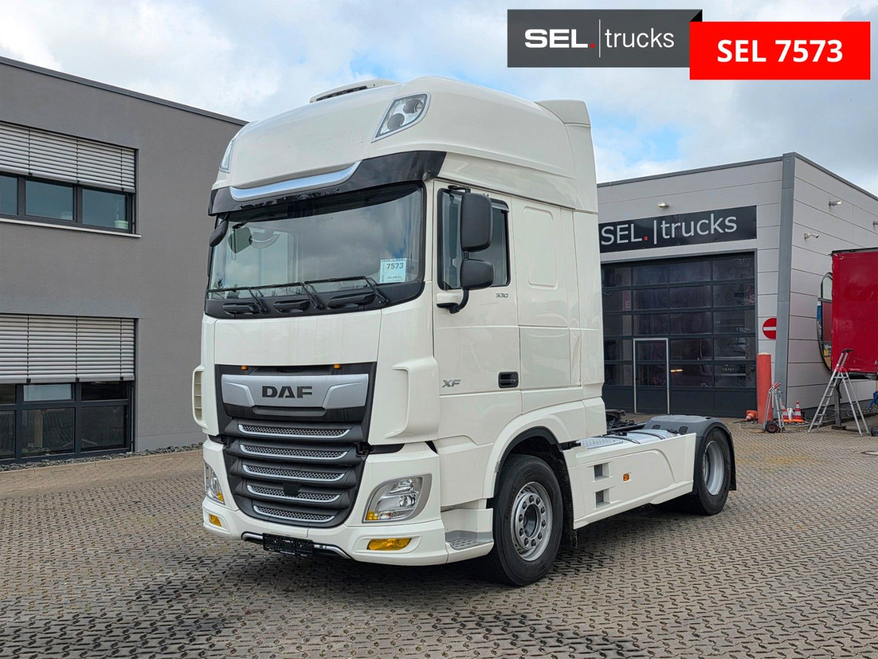 DAF XF 530 FT / ZF Intarder / Standklimaanlage / 6D - Cabeza tractora: foto 1 DAF XF 530 FT / ZF Intarder / Standklimaanlage / 6D - Cabeza tractora: foto 1