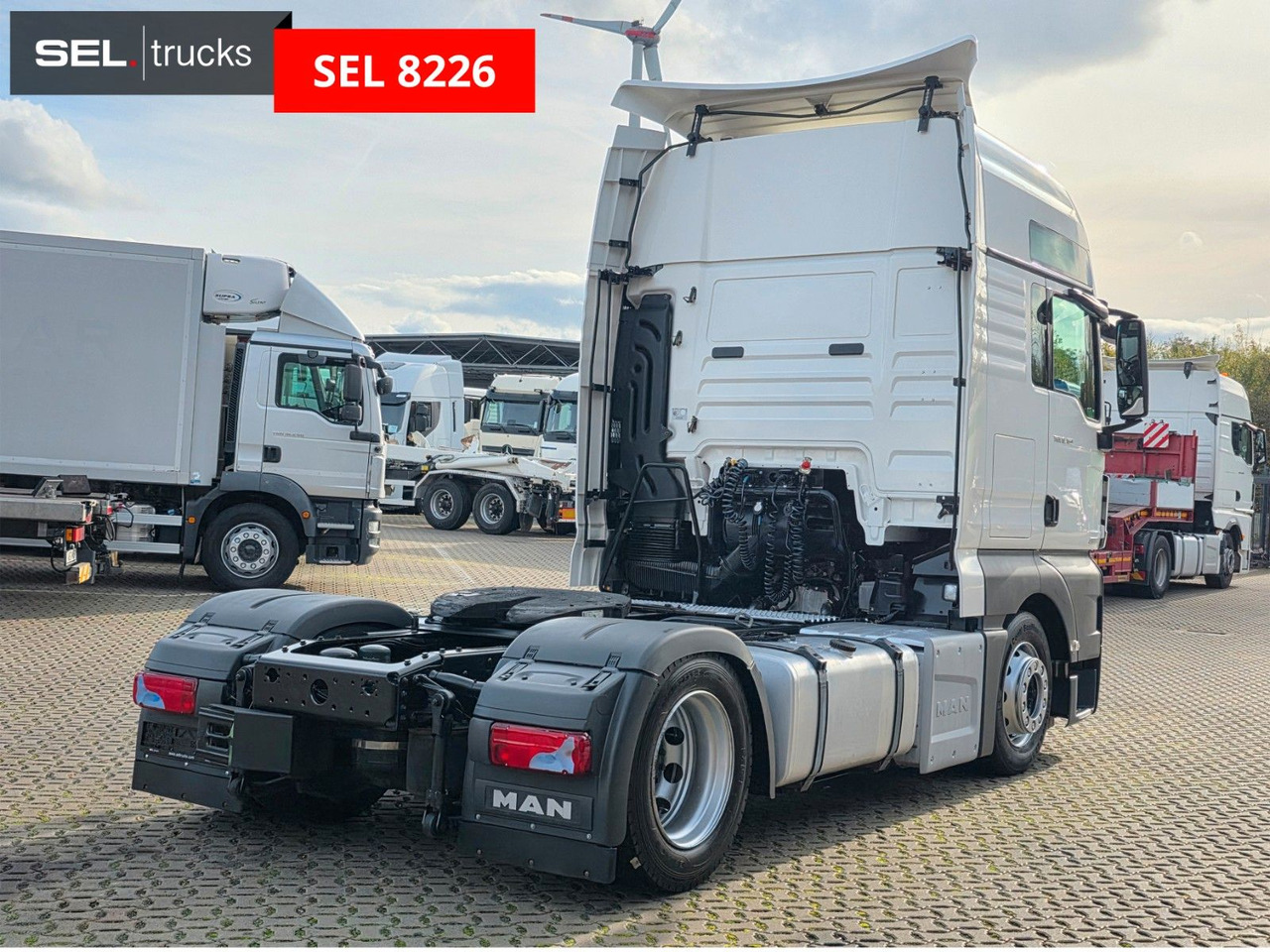 MAN TGX 18.460 4X2 LLS-U / Retarder / 2 Tanks - Cabeza tractora: foto 5 MAN TGX 18.460 4X2 LLS-U / Retarder / 2 Tanks - Cabeza tractora: foto 5
