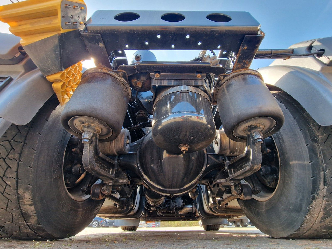 Cabeza tractora MAN TGX 18.500 4X2 BLS / Retarder / 2 Tanks: foto 14