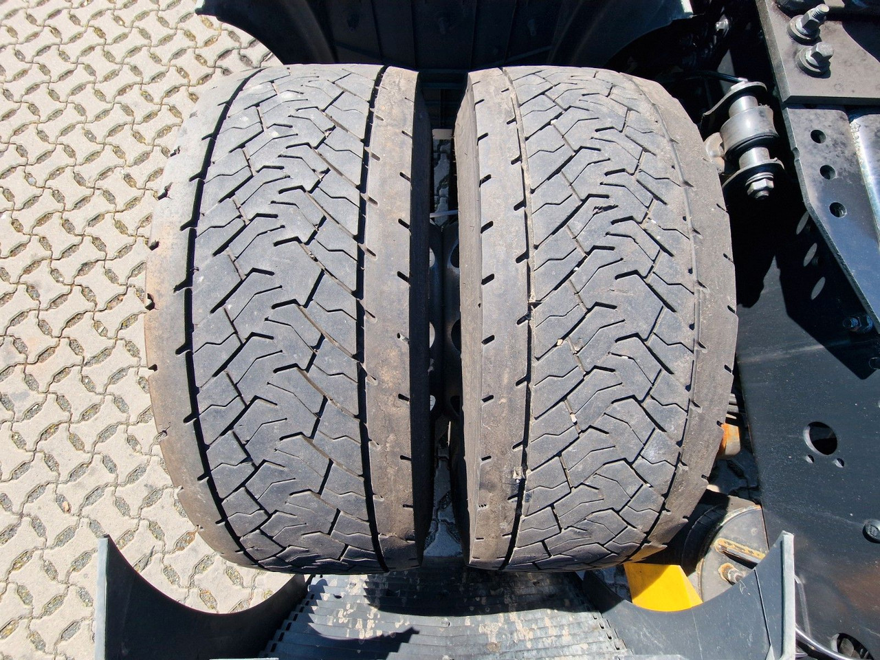 Cabeza tractora MAN TGX 18.500 4X2 BLS / Retarder / 2 Tanks: foto 29