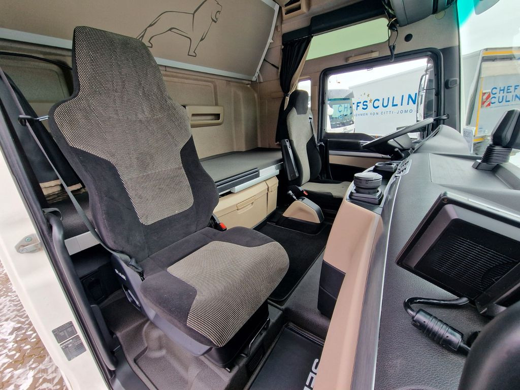 Cabeza tractora MAN TGX 18.510 4X2 LLS-U /  Retarder /Xenon /Euro 6: foto 19