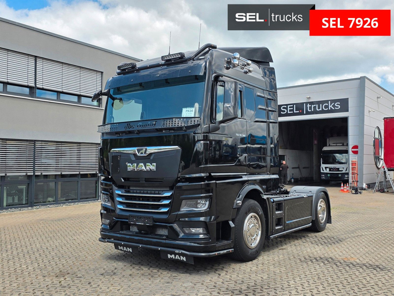 MAN TGX 18.580 4x2 BL SA / ZF Intarder / D38 / 6E - Cabeza tractora: foto 1 MAN TGX 18.580 4x2 BL SA / ZF Intarder / D38 / 6E - Cabeza tractora: foto 1