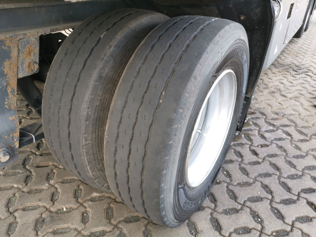 Camión transporte de ganado DAF XF 105.460 / Intarder / 4 Stock / KOMPLETT ! DAF XF 105.460 / Intarder / 4 Stock / KOMPLETT !: foto 29 Camión transporte de ganado DAF XF 105.460 / Intarder / 4 Stock / KOMPLETT ! DAF XF 105.460 / Intarder / 4 Stock / KOMPLETT !: foto 29