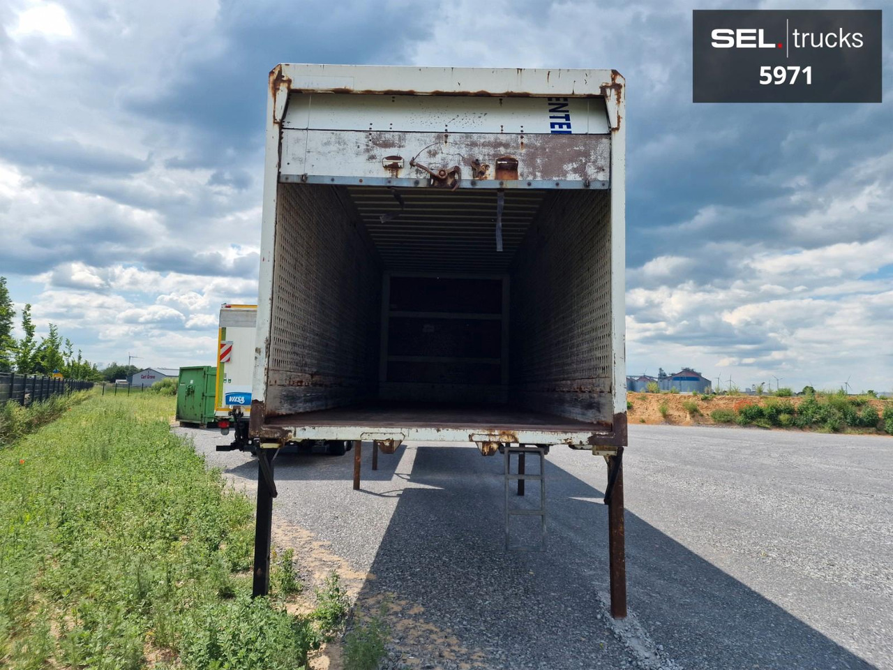 Krone WK 7.3 RSTG / Textil / Koffer / Rolltor Krone WK 7.3 RSTG / Textil / Koffer / Rolltor - Caja cerrada: foto 5 Krone WK 7.3 RSTG / Textil / Koffer / Rolltor Krone WK 7.3 RSTG / Textil / Koffer / Rolltor - Caja cerrada: foto 5