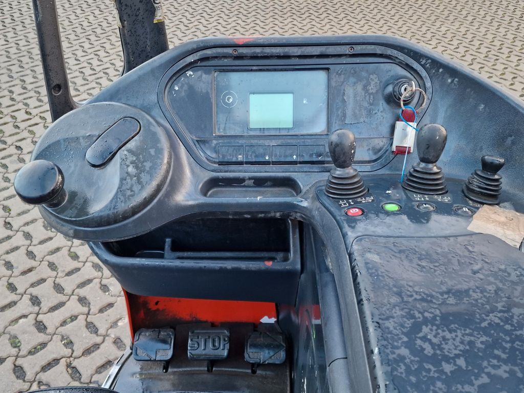 Retráctil Linde R 20 / 8.325 h / 2014 (Batterie aus 2021) Linde R 20 / 8.325 h / 2014 (Batterie aus 2021): foto 13 Retráctil Linde R 20 / 8.325 h / 2014 (Batterie aus 2021) Linde R 20 / 8.325 h / 2014 (Batterie aus 2021): foto 13