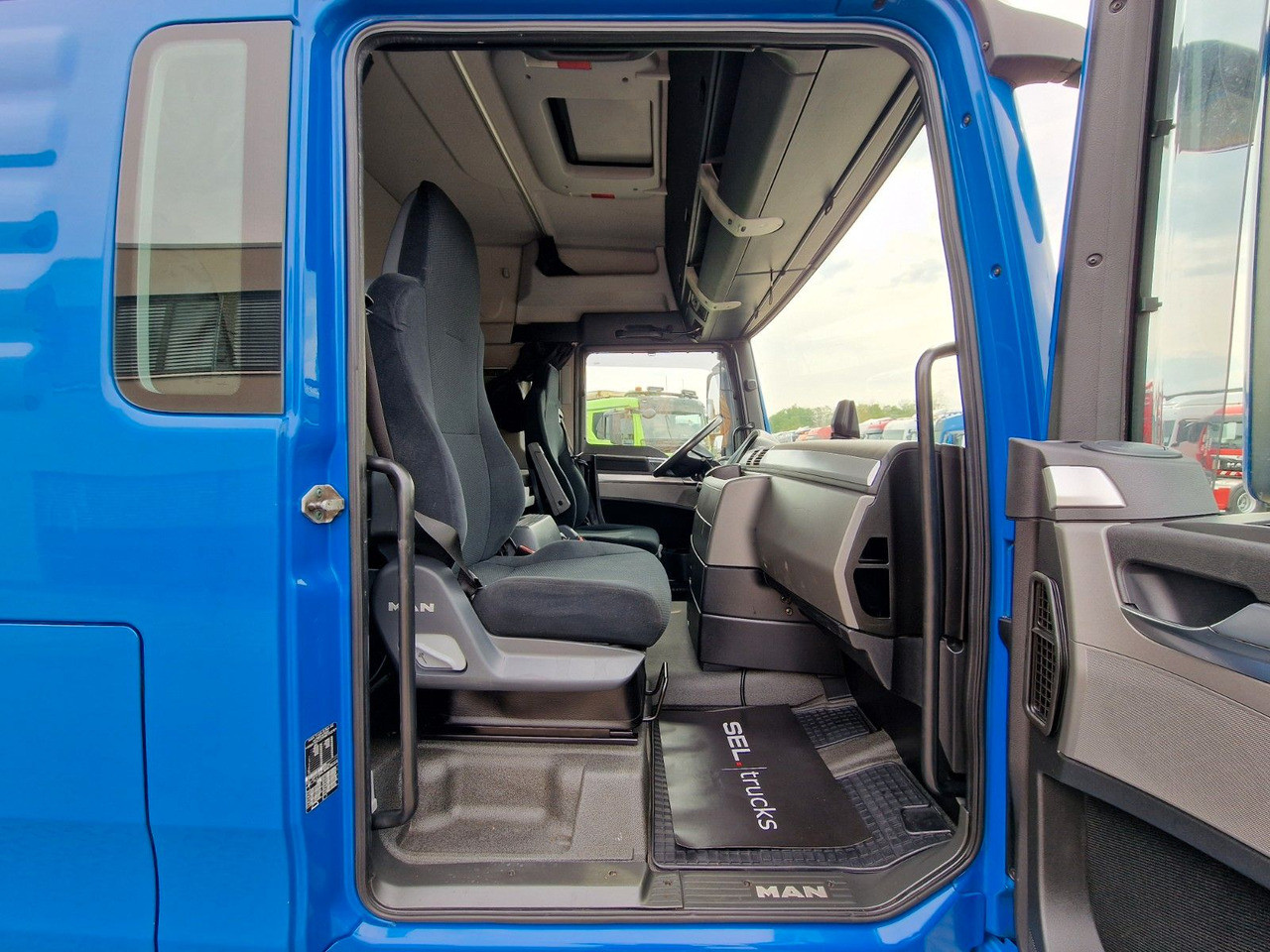 Camión lona MAN TGX 18.440 4X2 LL-U /Intarder/Hubdach/Durchlade: foto 16