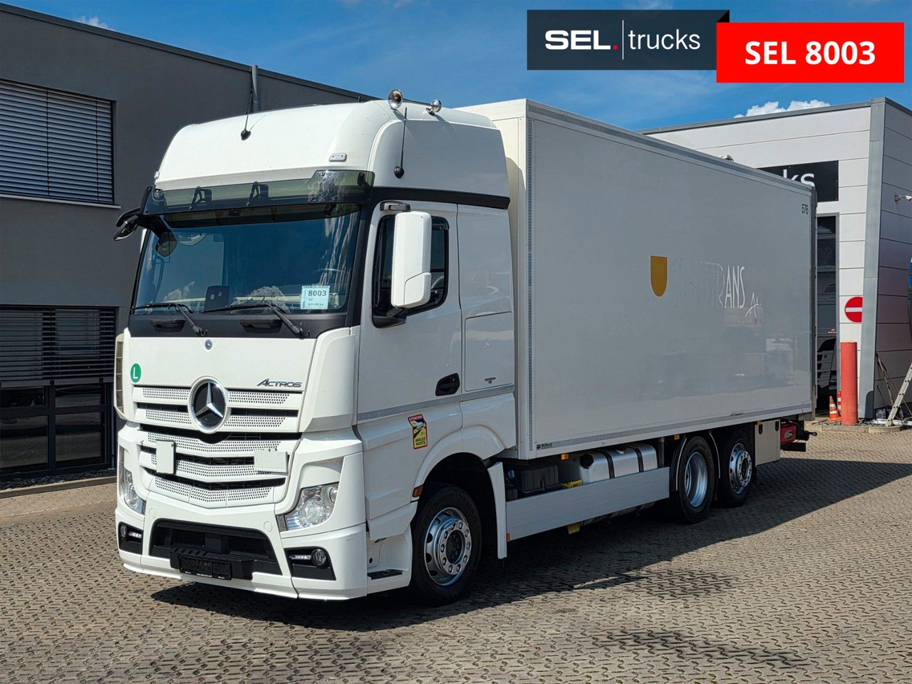 Mercedes-Benz Actros 2551 /Retarder/Ldbw/Konvekta/Lenkachse - Camión caja cerrada: foto 1 Mercedes-Benz Actros 2551 /Retarder/Ldbw/Konvekta/Lenkachse - Camión caja cerrada: foto 1