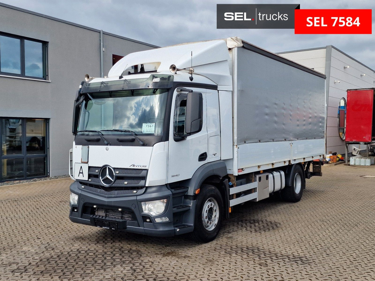Mercedes-Benz Antos 1840 / Ladebordwand - Camión lona: foto 1 Mercedes-Benz Antos 1840 / Ladebordwand - Camión lona: foto 1