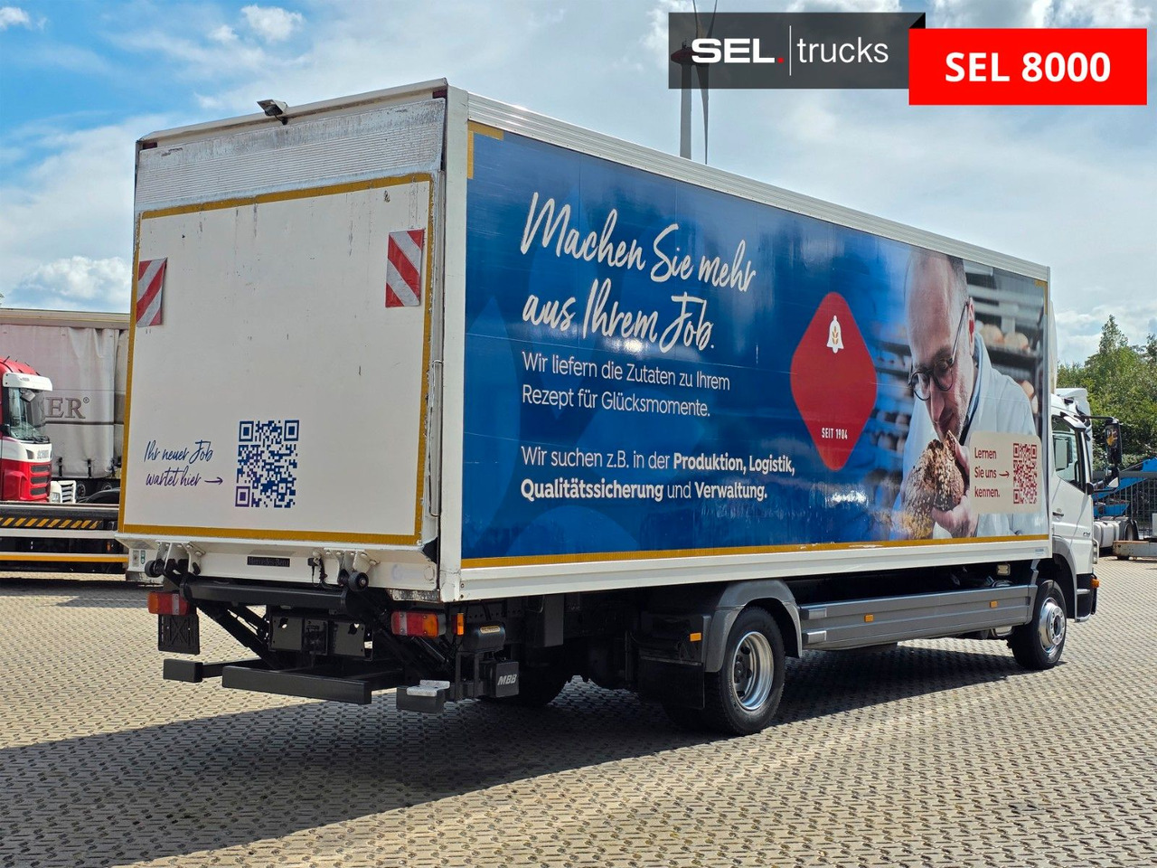 Mercedes-Benz Atego 1218 / Ladebordwand - Camión caja cerrada: foto 5 Mercedes-Benz Atego 1218 / Ladebordwand - Camión caja cerrada: foto 5