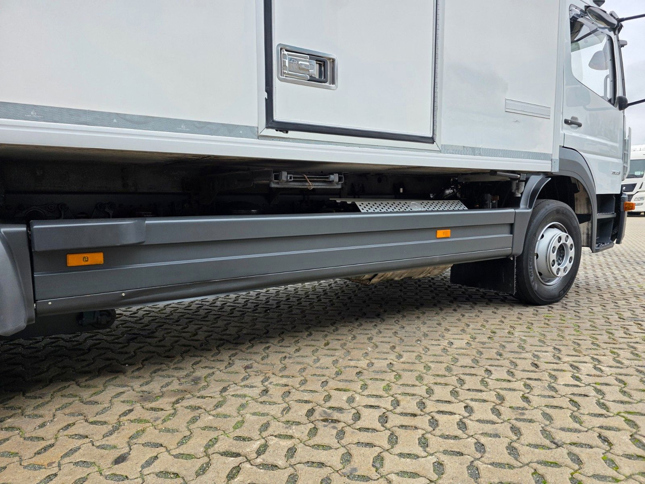 Camión frigorífico Mercedes-Benz Atego 1523 / LBW / ROHRBAHN/ Carrier: foto 18