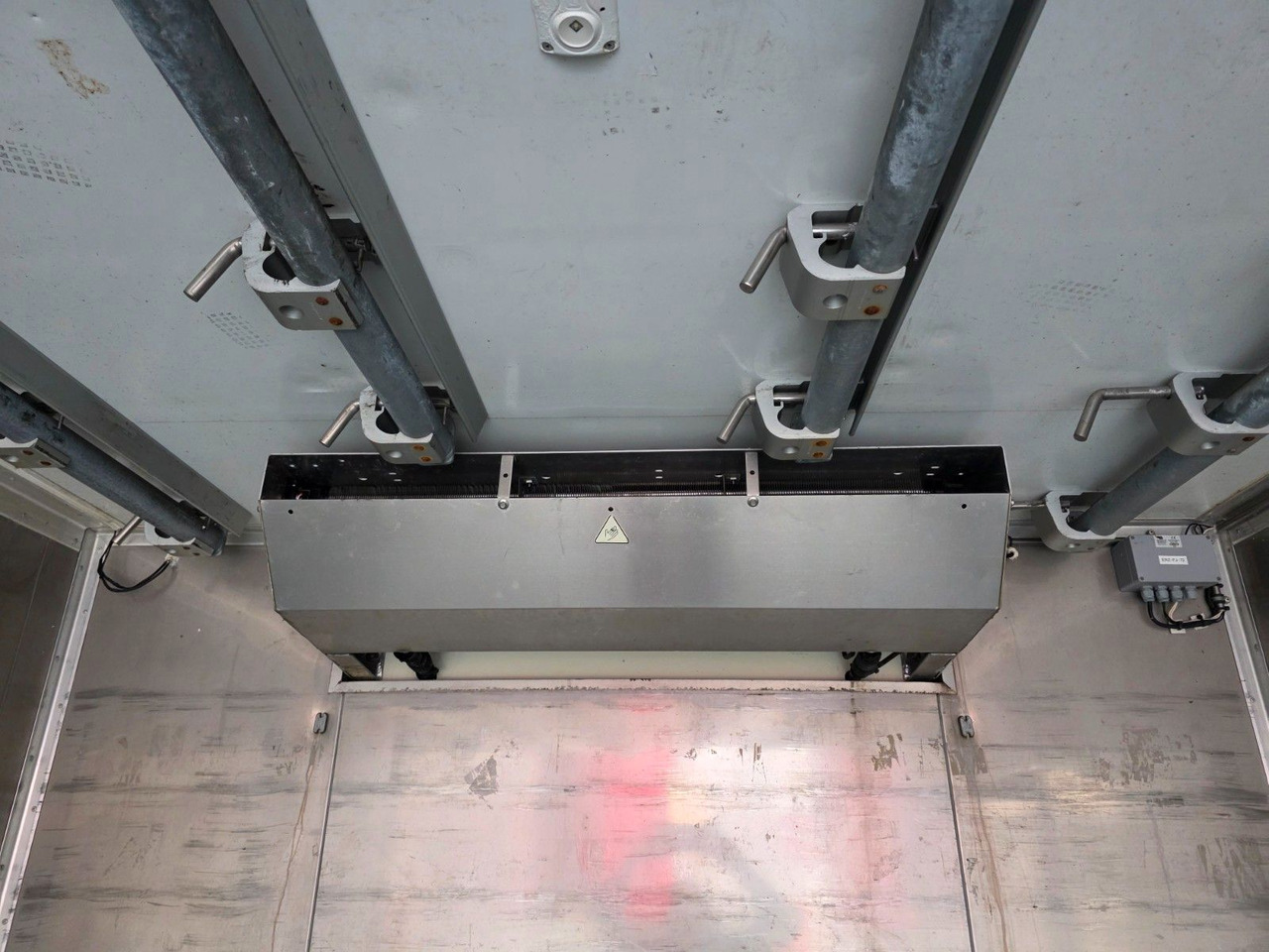 Camión frigorífico Mercedes-Benz Atego 1523 / LBW / ROHRBAHN/ Carrier: foto 16