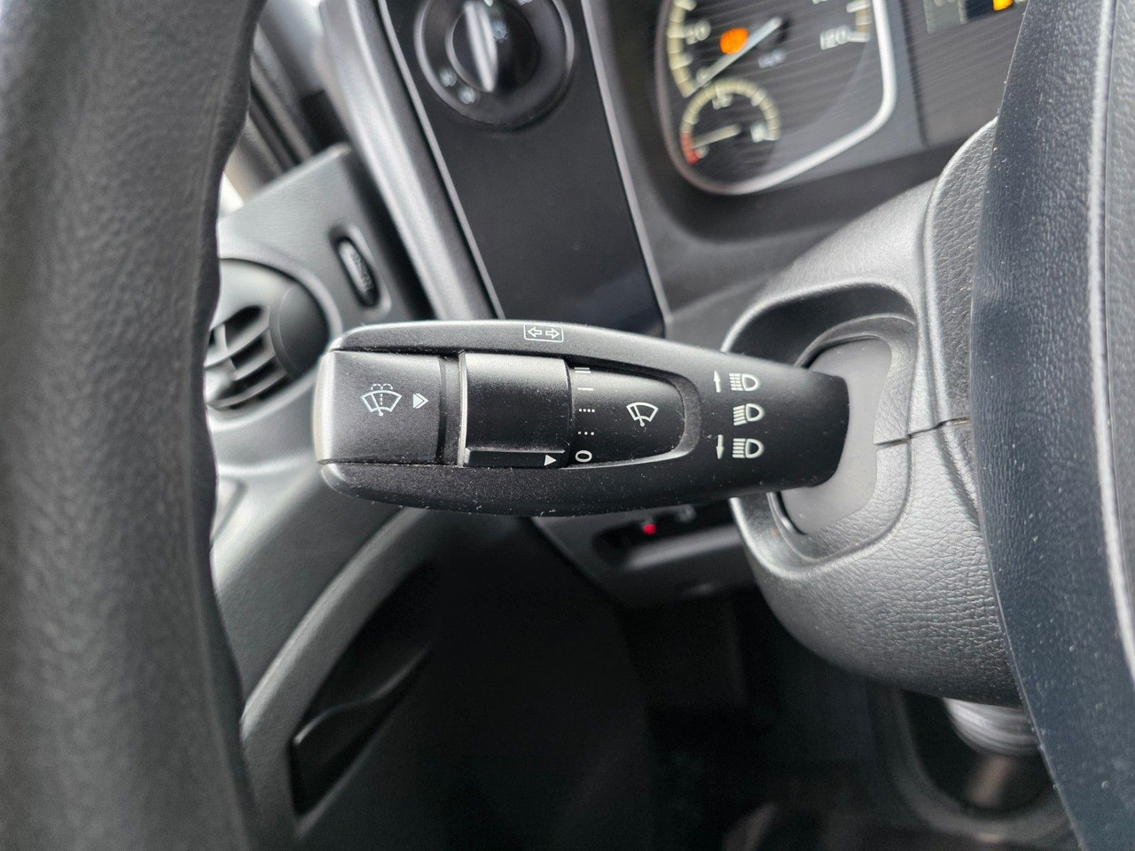 Camión frigorífico Mercedes-Benz Atego 1523 / LBW / ROHRBAHN/ Carrier: foto 43