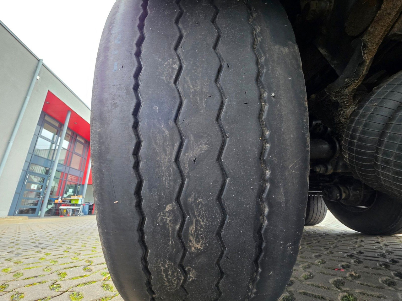 Semirremolque piso movil Reisch RSBS-25/24LK / Alu-Felgen / Lift / eletr. Dach: foto 36 Semirremolque piso movil Reisch RSBS-25/24LK / Alu-Felgen / Lift / eletr. Dach: foto 36