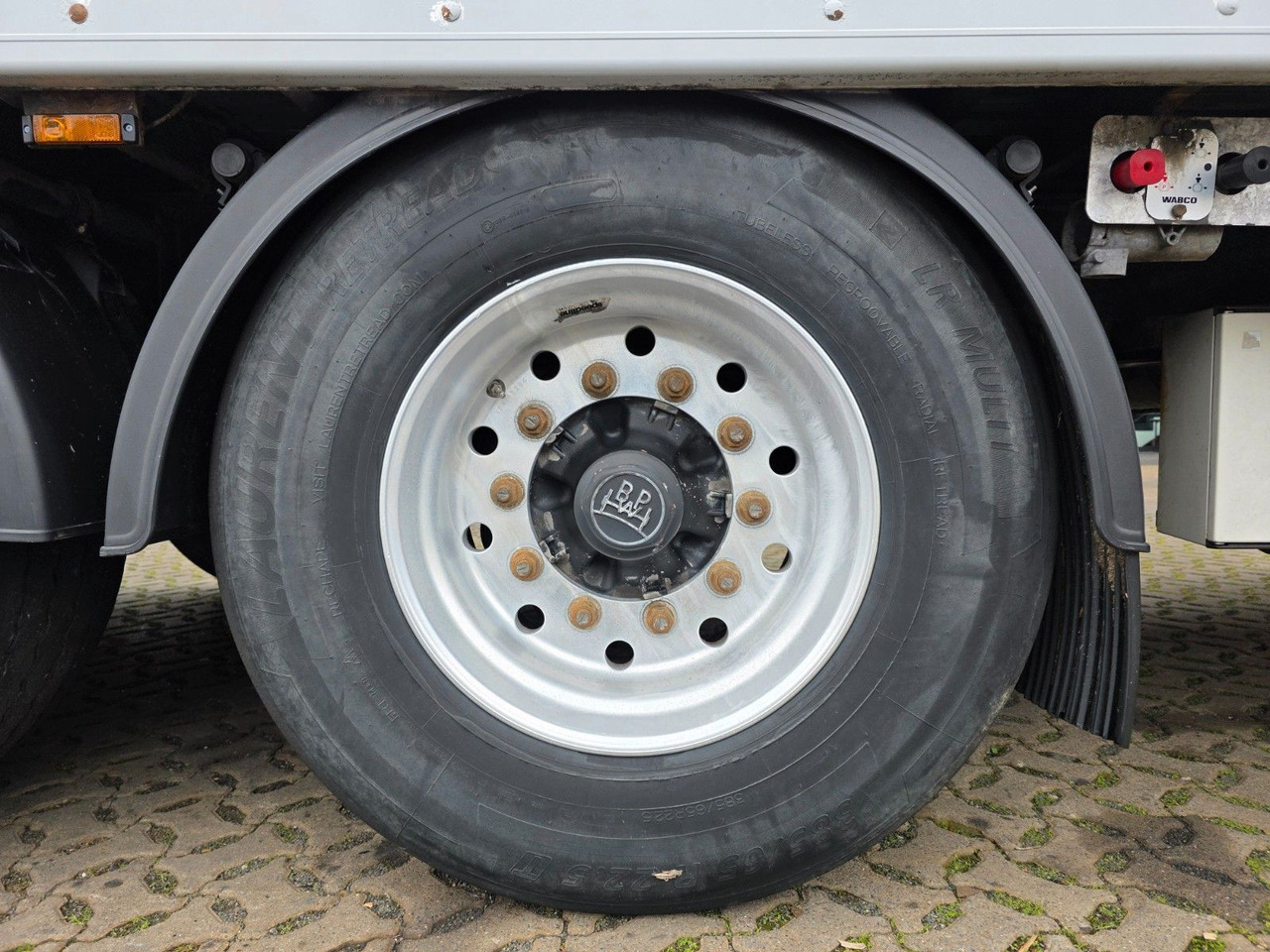 Semirremolque piso movil Reisch RSBS-25/24LK / Alu-Felgen / Lift / eletr. Dach: foto 34 Semirremolque piso movil Reisch RSBS-25/24LK / Alu-Felgen / Lift / eletr. Dach: foto 34