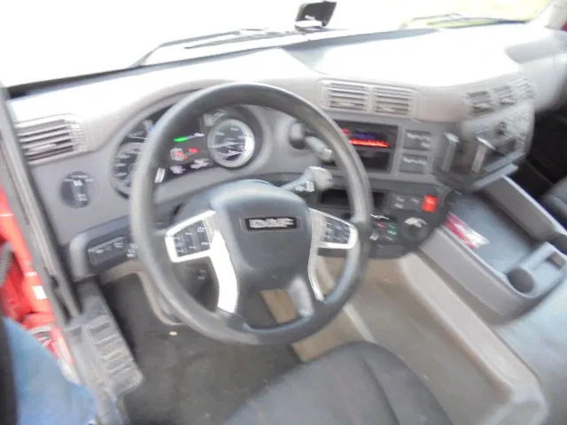 DAF CF 410 52 UNITS IN STOCK NL TREKKERS - Cabeza tractora: foto 5 DAF CF 410 52 UNITS IN STOCK NL TREKKERS - Cabeza tractora: foto 5