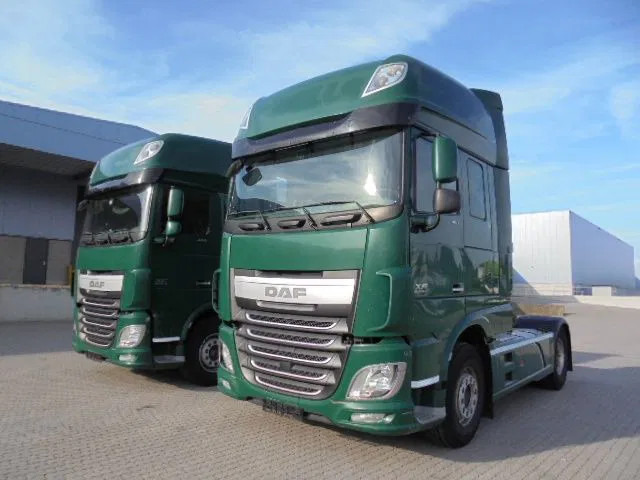 DAF XF 106.460 SUPER SPACE CAB - Cabeza tractora: foto 1 DAF XF 106.460 SUPER SPACE CAB - Cabeza tractora: foto 1