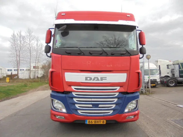 DAF XF 440 ADR+ COMPRESSOR NL TRUCK - Cabeza tractora: foto 2 DAF XF 440 ADR+ COMPRESSOR NL TRUCK - Cabeza tractora: foto 2