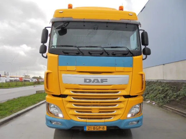 DAF XF 440 ADR UITVOERING - Cabeza tractora: foto 2 DAF XF 440 ADR UITVOERING - Cabeza tractora: foto 2
