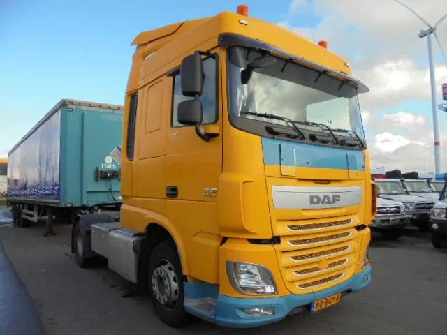 DAF XF 440 - Cabeza tractora: foto 3 DAF XF 440 - Cabeza tractora: foto 3