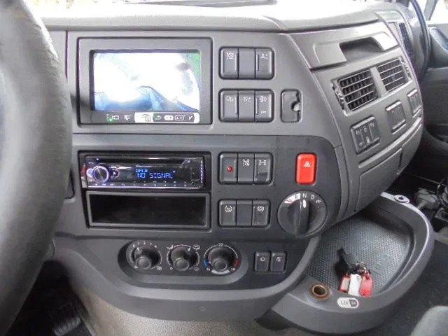 DAF XF 440 SUPER SPACE CAB NL TRUCK - Cabeza tractora: foto 5 DAF XF 440 SUPER SPACE CAB NL TRUCK - Cabeza tractora: foto 5