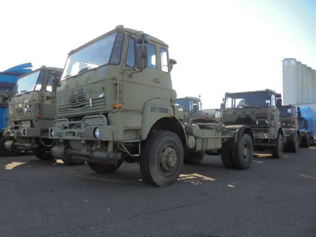 DAF YA YTV 2300 4X4 +WSK 10 UNITS IN STOCK - Cabeza tractora: foto 1 DAF YA YTV 2300 4X4 +WSK 10 UNITS IN STOCK - Cabeza tractora: foto 1
