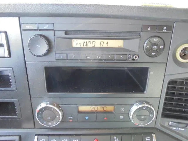 Cabeza tractora Mercedes-Benz Actros 1842: foto 15 Cabeza tractora Mercedes-Benz Actros 1842: foto 15