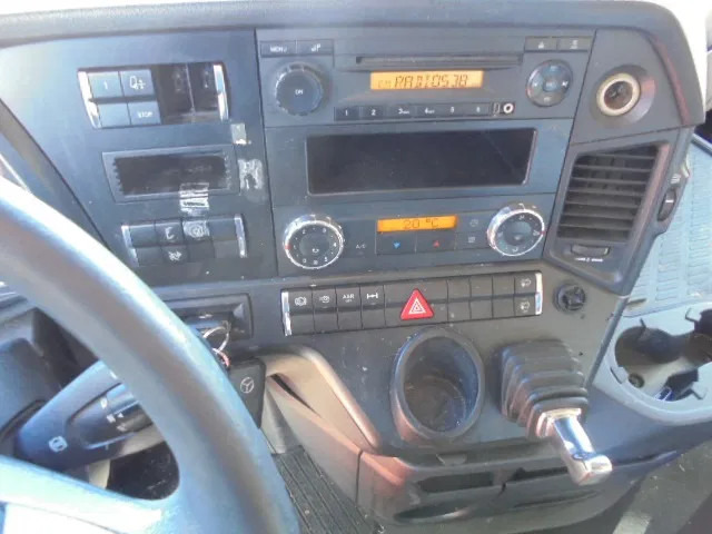 Cabeza tractora Mercedes-Benz Actros 1842 LS NL TRUCK: foto 9