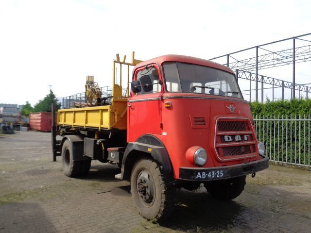 DAF 1600 FAV1600DD358 4X4 - Camión volquete: foto 2 DAF 1600 FAV1600DD358 4X4 - Camión volquete: foto 2