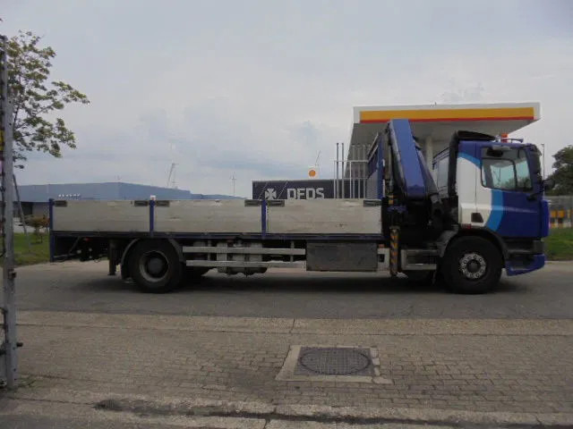 DAF 75.270 4X2 NL TRUCK - Camión grúa: foto 5 DAF 75.270 4X2 NL TRUCK - Camión grúa: foto 5