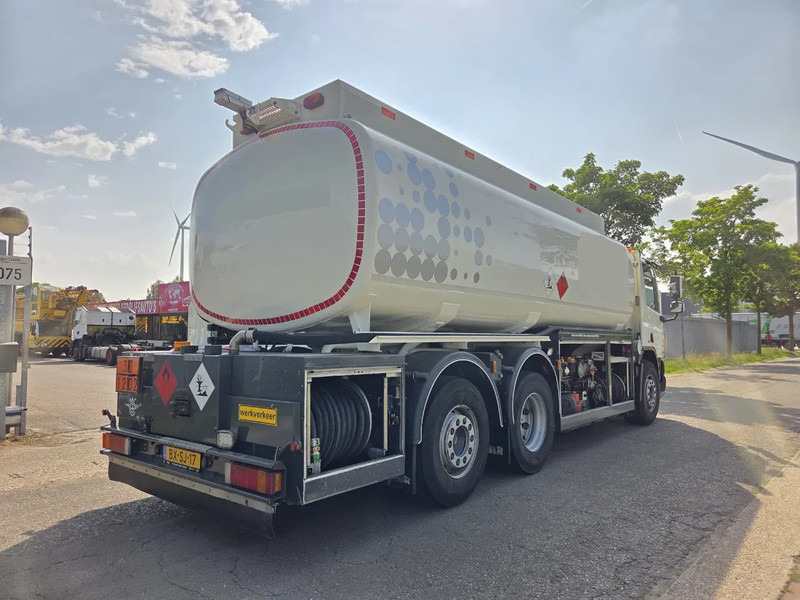 DAF CF 75 310 6X2 NL TRUCK - Camión cisterna: foto 4 DAF CF 75 310 6X2 NL TRUCK - Camión cisterna: foto 4