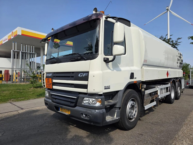 DAF CF 75 310 6X2 NL TRUCK - Camión cisterna: foto 1 DAF CF 75 310 6X2 NL TRUCK - Camión cisterna: foto 1
