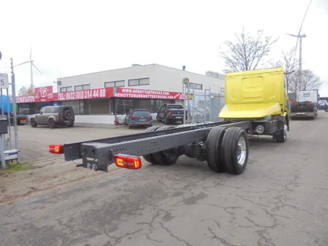 DAF XD 310 NEW UNUSED DEMO - Camión chasis: foto 4 DAF XD 310 NEW UNUSED DEMO - Camión chasis: foto 4