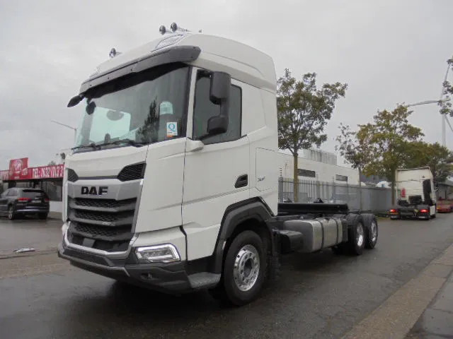 DAF XF 480 6X2 MET FABRIEKS GARANTIE - Camión chasis: foto 1 DAF XF 480 6X2 MET FABRIEKS GARANTIE - Camión chasis: foto 1