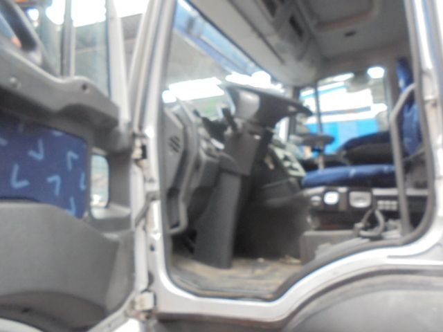 Iveco Stralis 270 LNG ENGINE NOT OK - Camión de basura: foto 5 Iveco Stralis 270 LNG ENGINE NOT OK - Camión de basura: foto 5