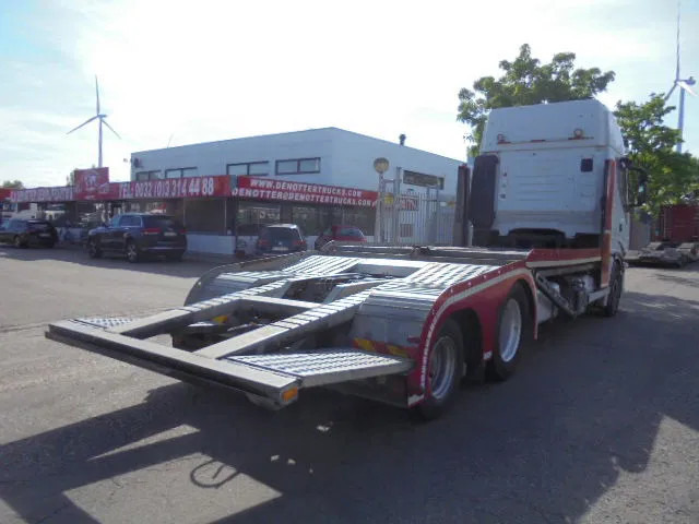 Iveco Stralis 450 6X2 RETARDER - Camión portavehículos: foto 4 Iveco Stralis 450 6X2 RETARDER - Camión portavehículos: foto 4