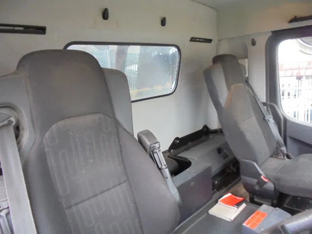 Camión volquete Mercedes-Benz Arocs 3243 K 8X4: foto 10