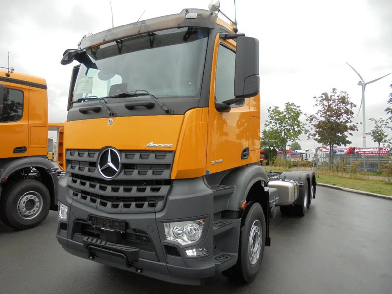 Mercedes-Benz Arocs AROCS 2848 6X2 MET FABRIEKS GARANTIE - Camión chasis: foto 4 Mercedes-Benz Arocs AROCS 2848 6X2 MET FABRIEKS GARANTIE - Camión chasis: foto 4