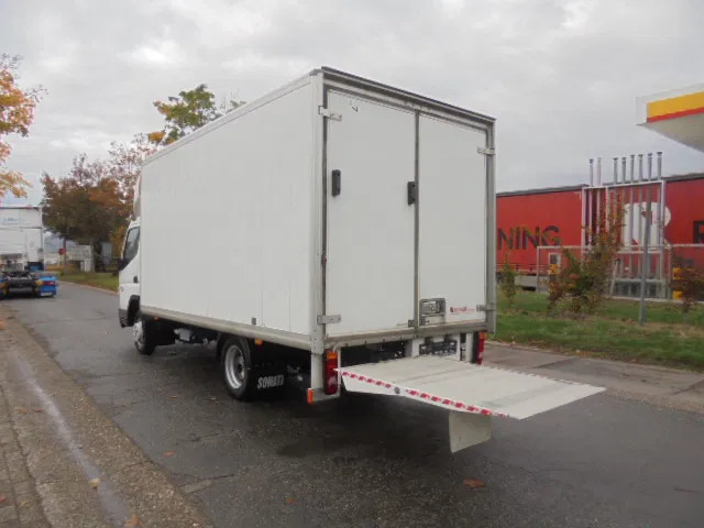 Mitsubishi Canter 3C13 LOW KM - Furgoneta caja cerrada, Furgoneta combi: foto 4 Mitsubishi Canter 3C13 LOW KM - Furgoneta caja cerrada, Furgoneta combi: foto 4
