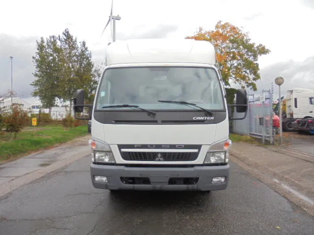 Mitsubishi Canter 3C13 LOW KM - Furgoneta caja cerrada, Furgoneta combi: foto 2 Mitsubishi Canter 3C13 LOW KM - Furgoneta caja cerrada, Furgoneta combi: foto 2