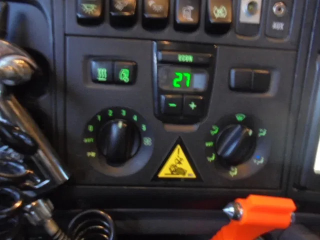 Camión multibasculante Scania G450 8X2 TRIPLE RETARDER NL KENTEKEN: foto 15