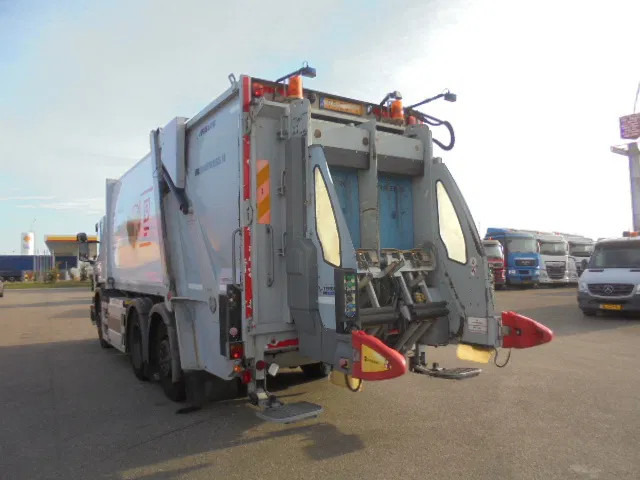 Scania P310 6x2 RETARDER NL TRUCK - Camión de basura: foto 5 Scania P310 6x2 RETARDER NL TRUCK - Camión de basura: foto 5